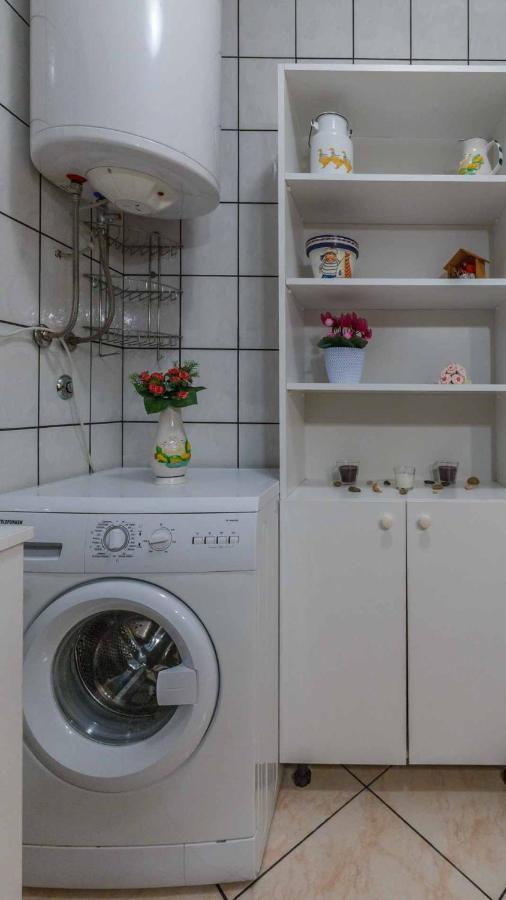 Apartman Mauro Malinska Buitenkant foto