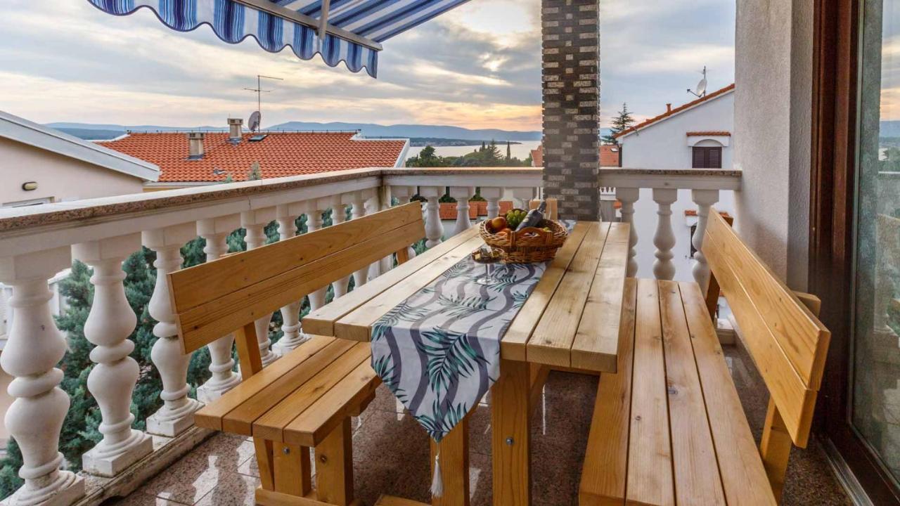 Apartman Mauro Malinska Buitenkant foto